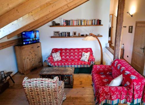 Χώρος καθιστικού στο Maso Tre Cucù by Go New Location