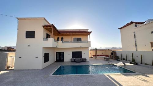 Πισίνα στο ή κοντά στο Wadi Rum chalets