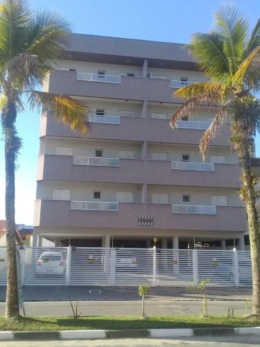 Apartamento 3 dormitórios no Itaguá