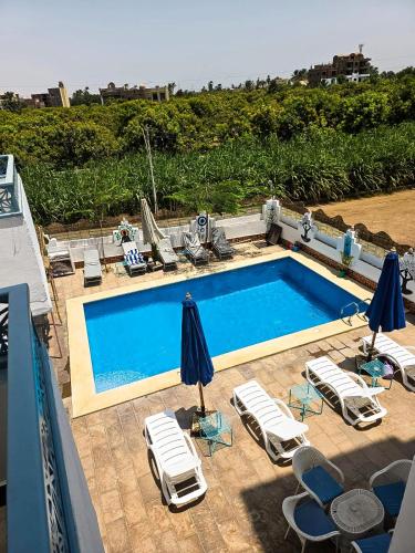 Πισίνα στο ή κοντά στο Flower of life guest house