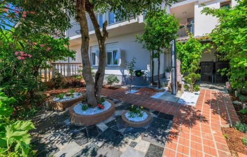 Beautiful Apartment In Crikvenica With Wifi