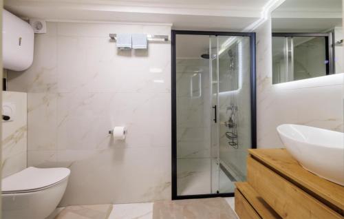 Beautiful Apartment In Crikvenica With Wifi