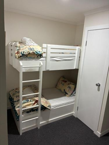Tangalooma Sandsにある二段ベッド