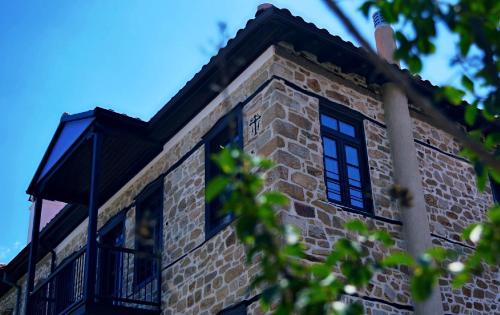 Gallery image of Chorostasi Mansion in Arnaia
