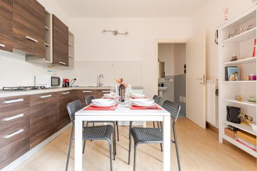 New charming apartment with garden in Florence