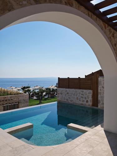 Bazén v ubytování Lesante Cape - The Leading Hotels of the World nebo v jeho okolí