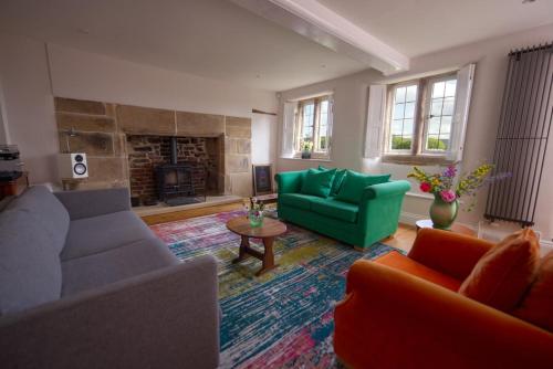 Fotografie z fotogalerie ubytování 16th Century Family Friendly Home in Peak District v destinaci Edale