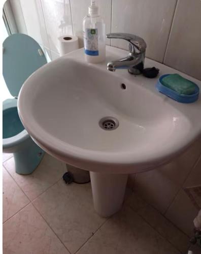 Bilik mandi di Habitación tranquila Bilbao dos camas