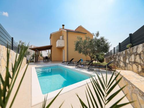 Holiday Home in Jasenice near the Sea