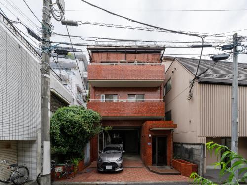 Shinjuku, 5min walk Higashi-Shinjuku Sta ,Kabukicho,KingBed, Switch,Wi-Fi ,PocketWiFi
