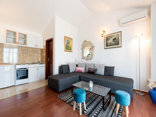 Holiday Home in Podstrana near Beach