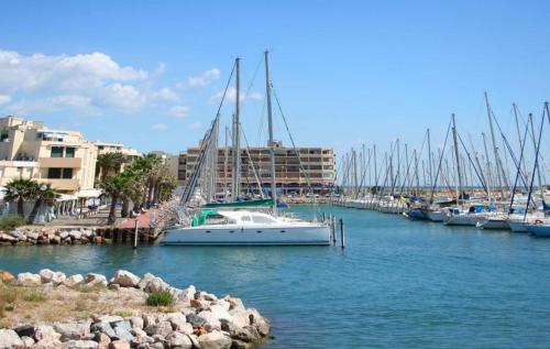 Appartement climatisé proche du Marina et plage