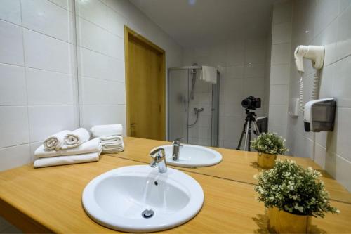 Ένα μπάνιο στο Andy Hotel KM 36