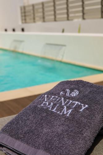 Infinity Palm Villa