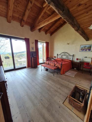 Fotografie z fotogalerie ubytování La Ca' 'd Pera, casale immerso nella natura v destinaci San Pietro Val Lemina