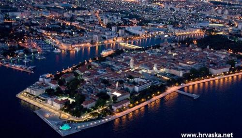 Γενική άποψη της πόλης Ζαντάρ ή θέα της πόλης από  αυτό το διαμέρισμα