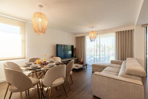 Star Lit Jacuzzi Apartment