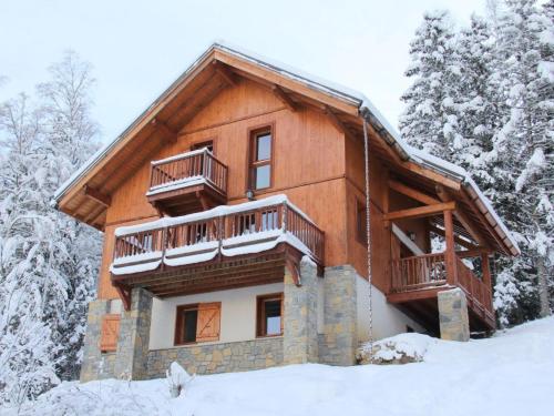 Chalet Oz ski-in ski-out