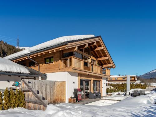 Chalet in Neukirchen by Wildkogel Ski Slopes