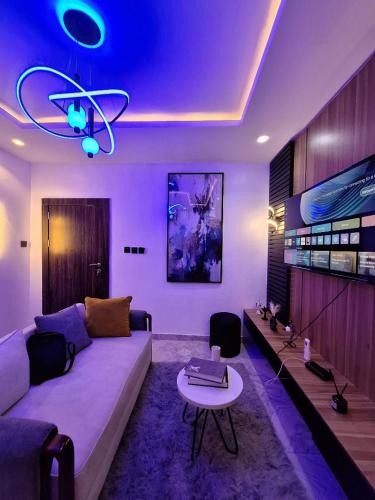 Cozy 1 Bedroom Studio Apartment in a Gated Estate