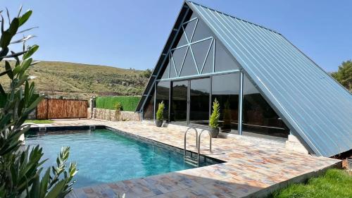 villa hidden paradise garden apart & hostel