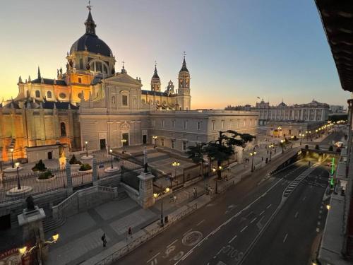 Luxury Property Royal Palace Madrid
