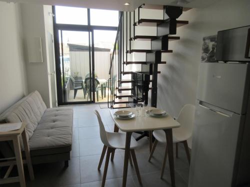 Maisonnette avec terrasse et parking