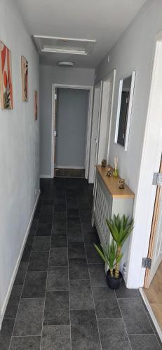 Fotografie z fotogalerie ubytování 4 Bedroom Flat - Sleeps 5 - Free Parking & Wifi - Warwickshire v destinaci Warwick