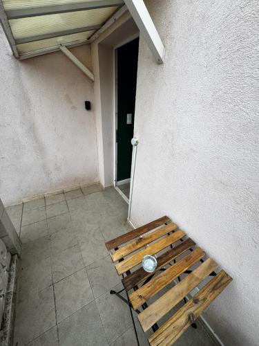 Balkón nebo terasa v ubytování Appart'Hôtel Sous Les Pins