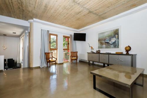Aθens Dome - Apartments by Live&Travel