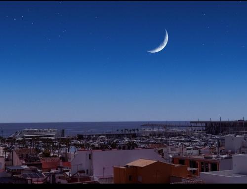 ÁTICO ÁTICO dúplex vistas MAR, CASTILLO y MONTAÑA