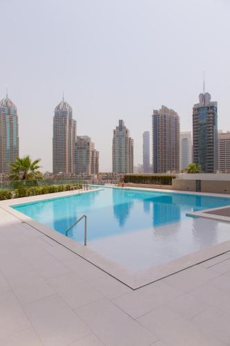 Royal suites LIv Marina views