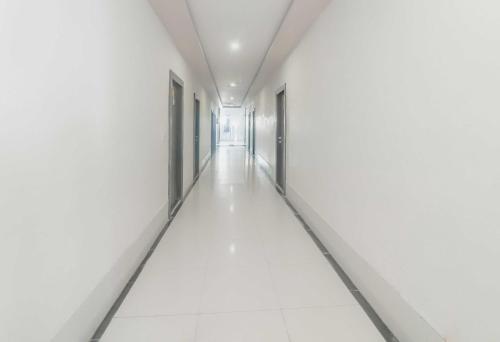 Gallery image of OYO Flagship 77329 Hotel Chandra Garden in Mathura