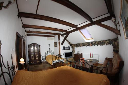 Foto dalla galleria di Hunter Prince Castle Hotel a Turda