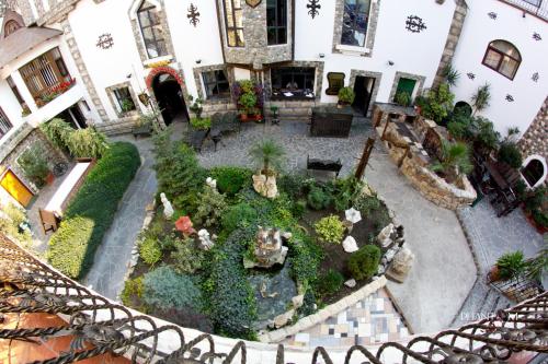 Foto dalla galleria di Hunter Prince Castle Hotel a Turda