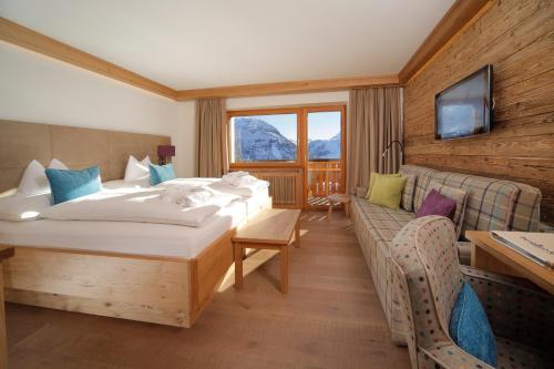 Gallery image of Hotel Burgwald - Ski In & Ski Out in Lech am Arlberg