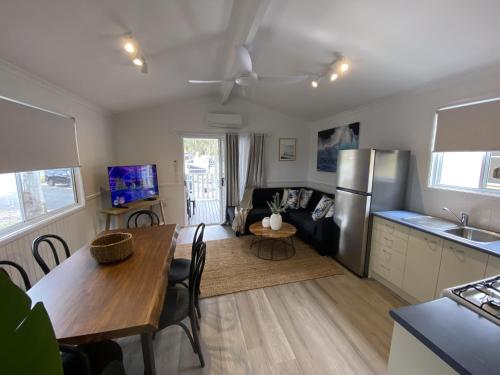 Cucina o angolo cottura di Ingenia Holidays Byron Bay