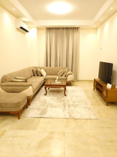 Modern Hotel-Style Apartment