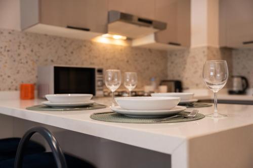 Dapur atau dapur kecil di Casablanca, 5 min to CMN Airport - 1BR - Pool - Netflix