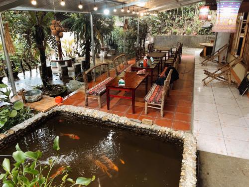 Restaurace v ubytování Tả Mẩy Homestay