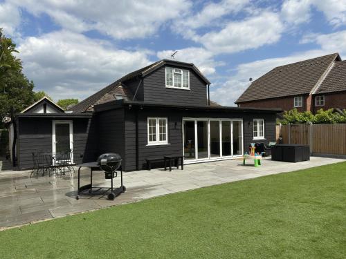 Galeriebild der Unterkunft Brentwood Essex Work and Family Accommodation with 4 Ensuites and Secure Parking in Brentwood