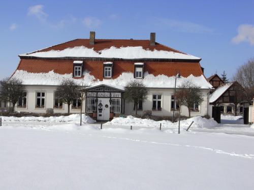 Hotel Alte Försterei зимой