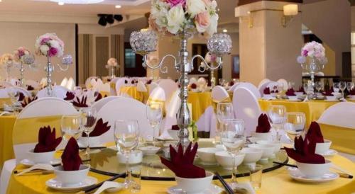 Restoran atau tempat lain untuk makan di Royal Palace Hotel