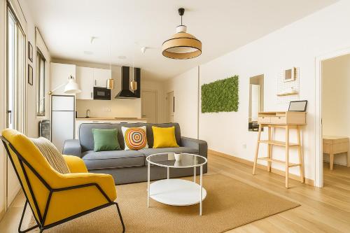 Trauko Flat Parking 15 euros x day EBI01313