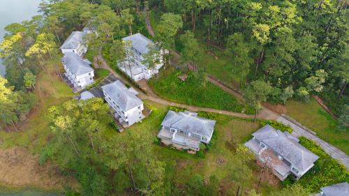 an overhead view of a row of houses with roofs at Haven in the Pines in Ðinh An (2)