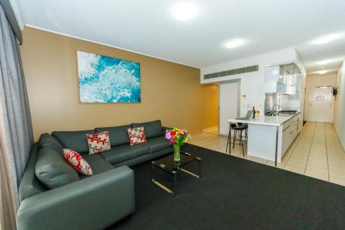 Η κουζίνα ή μικρή κουζίνα στο The Miro Apartments