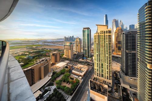Trident Grand Residence 1 BDR plus Guest Bedroom, Dubai Marina