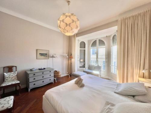 Novembre by Welcome to Cannes