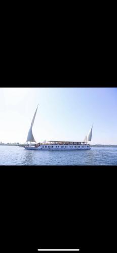 Cobra Nile Sails - Tranquility