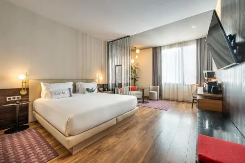 Hyatt Centric Gran Via Madrid photo 42
